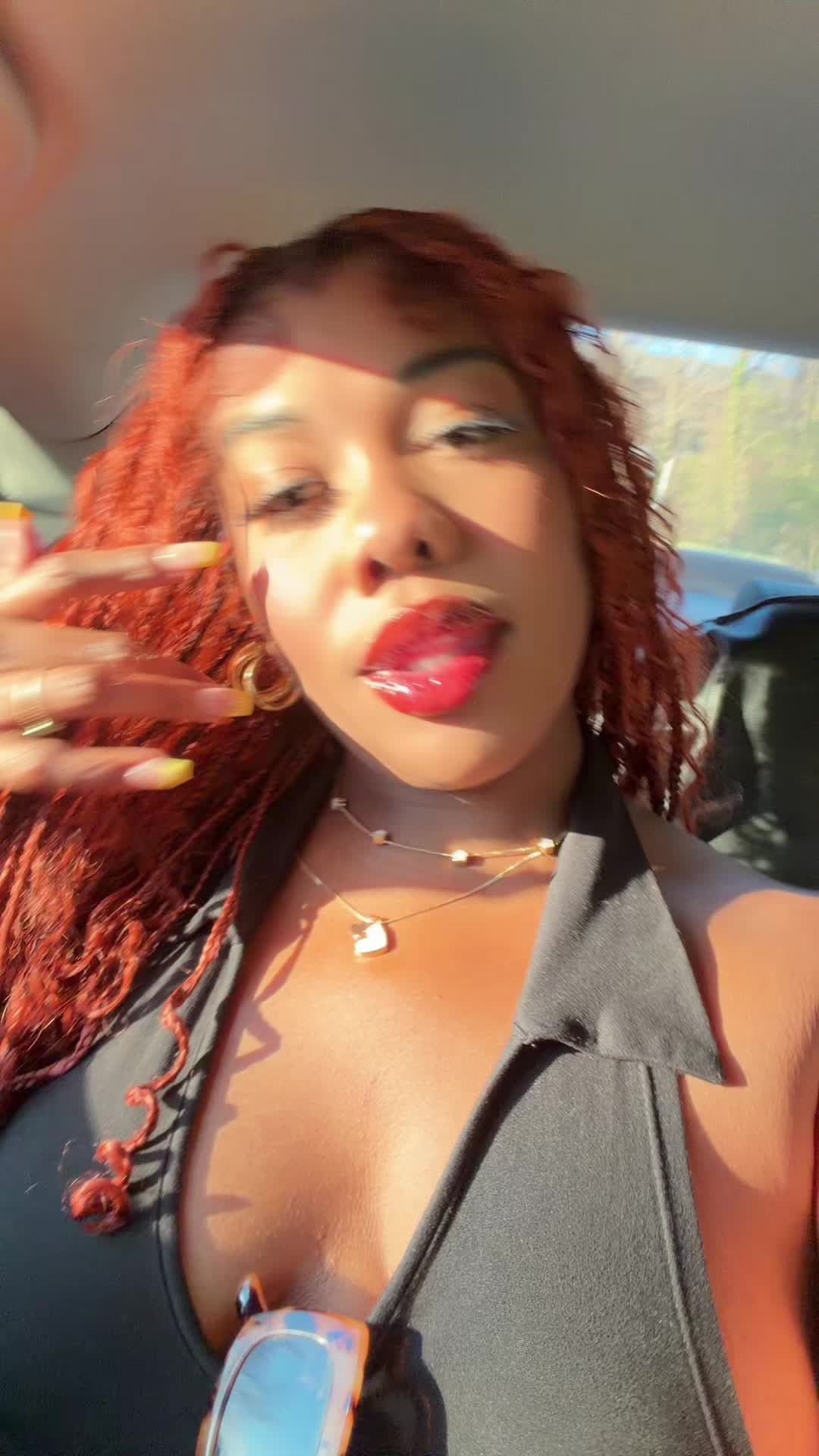 @Lauryn<3