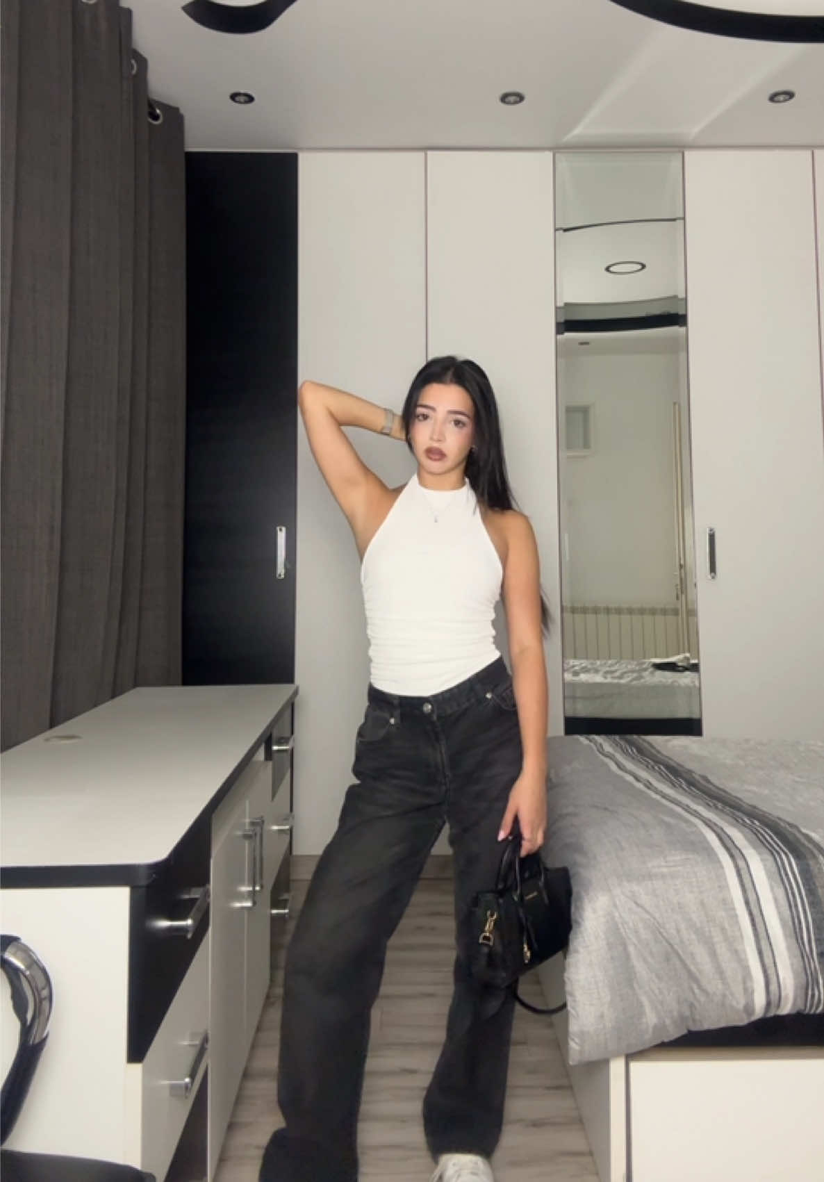 @clarayazbk