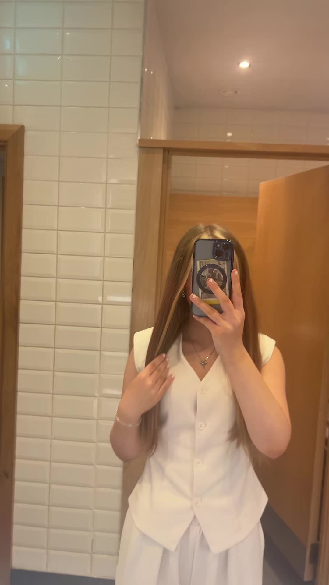 @𝐞𝐦𝐢𝐥𝐲♕