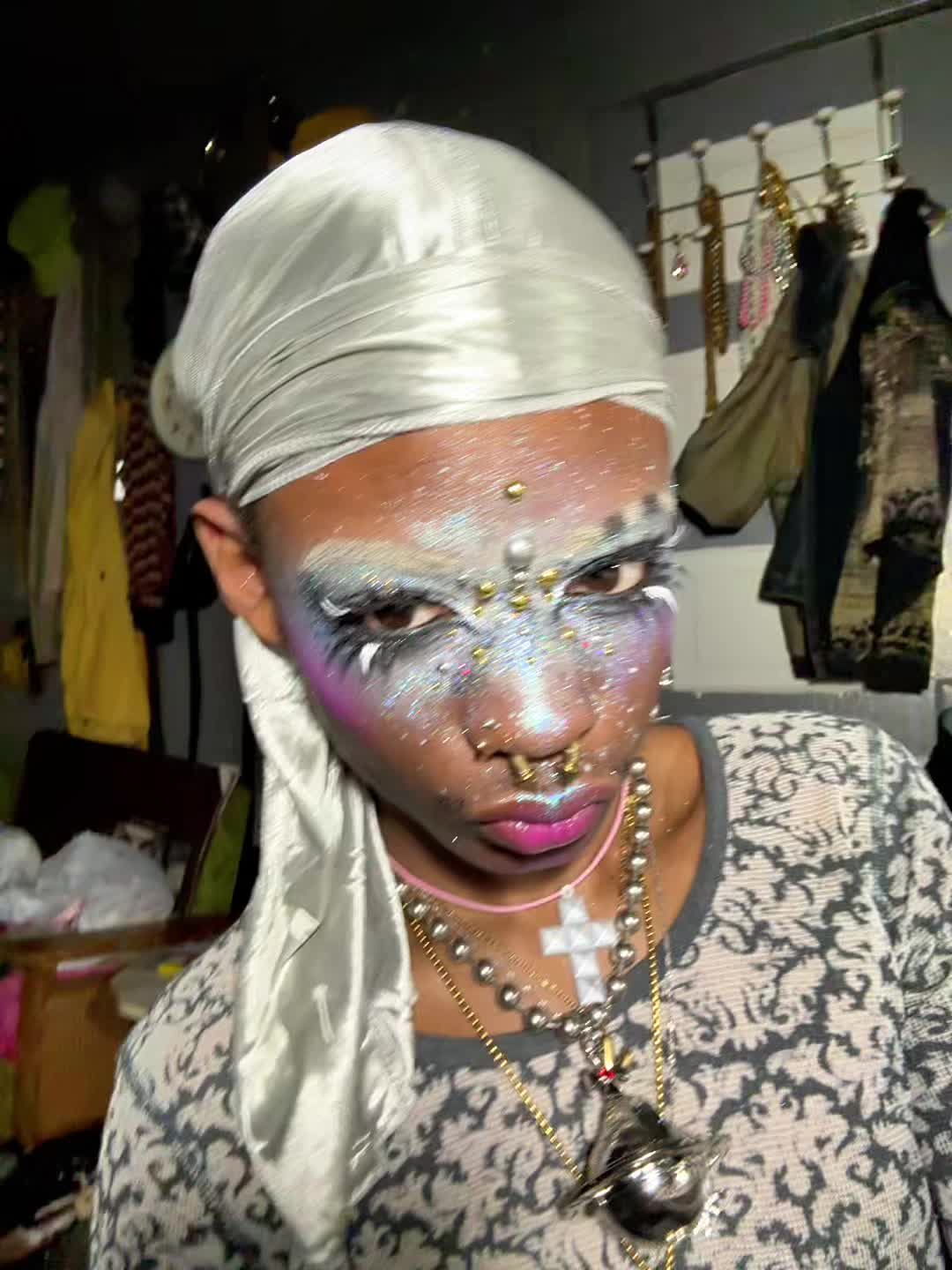 @⋆.˚𖦹Blindedstar⋆✮⋆.˚