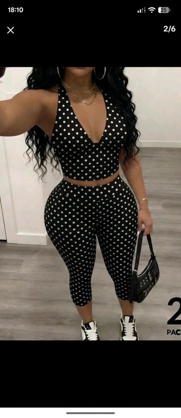 @curvyfashiondaily123