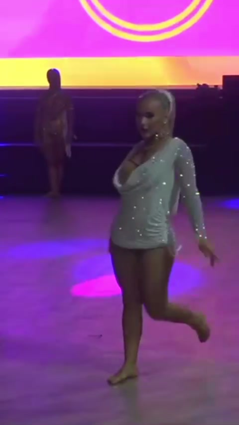 @rhiannamcauley24