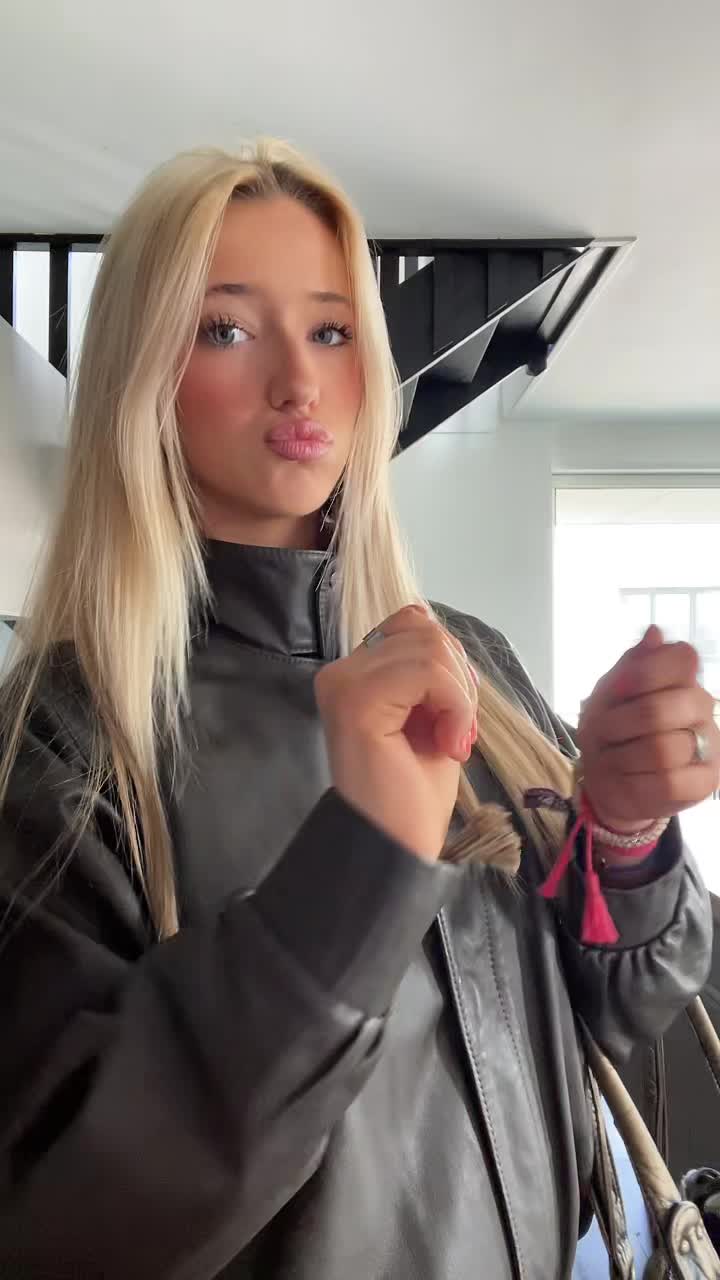 @Anya🗝️