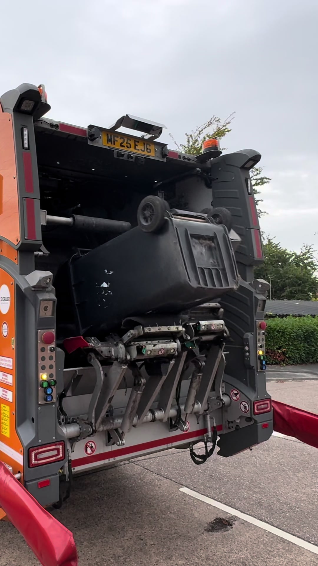 @Bin Lorries of Tamworth