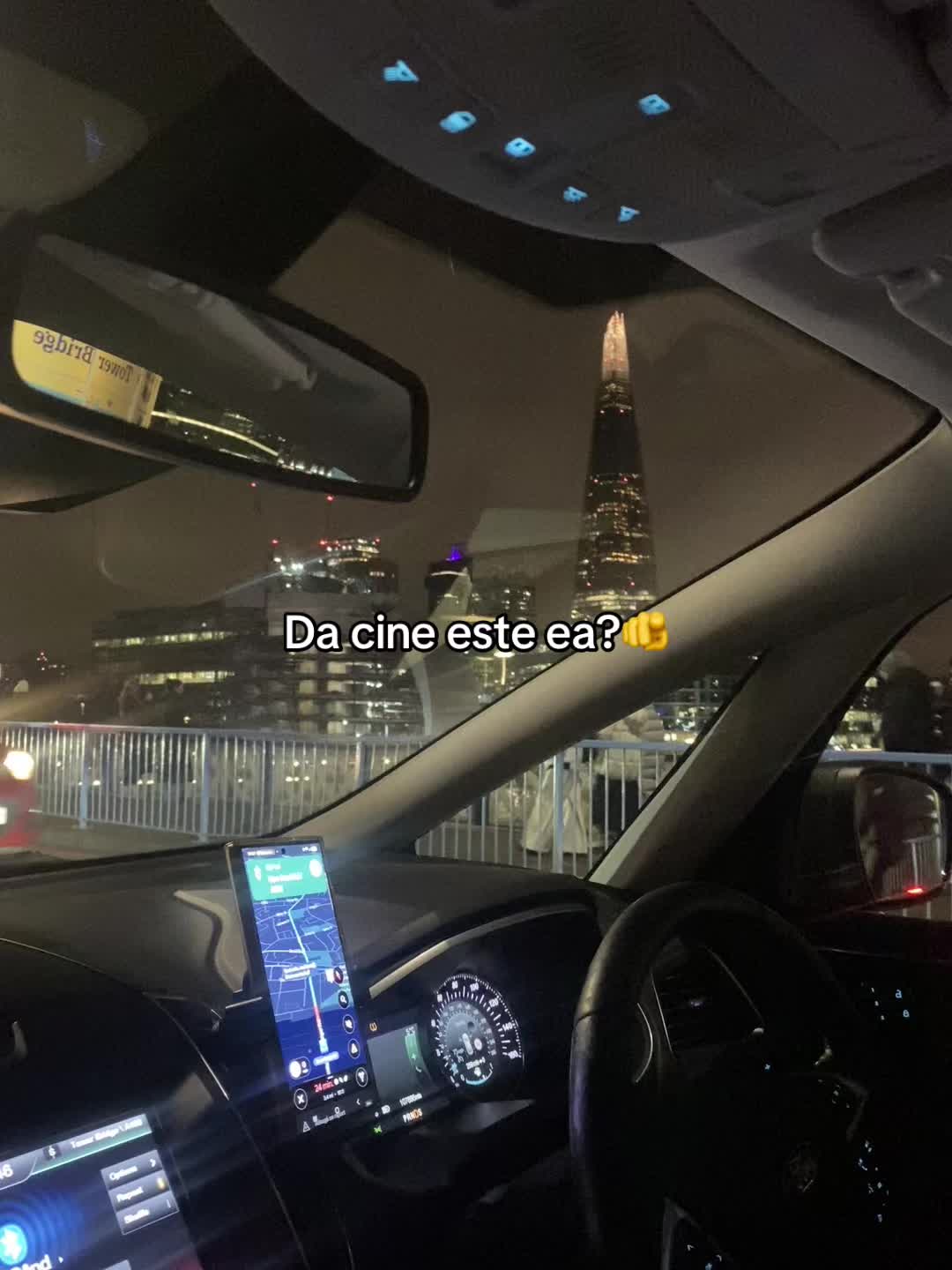 @🎧