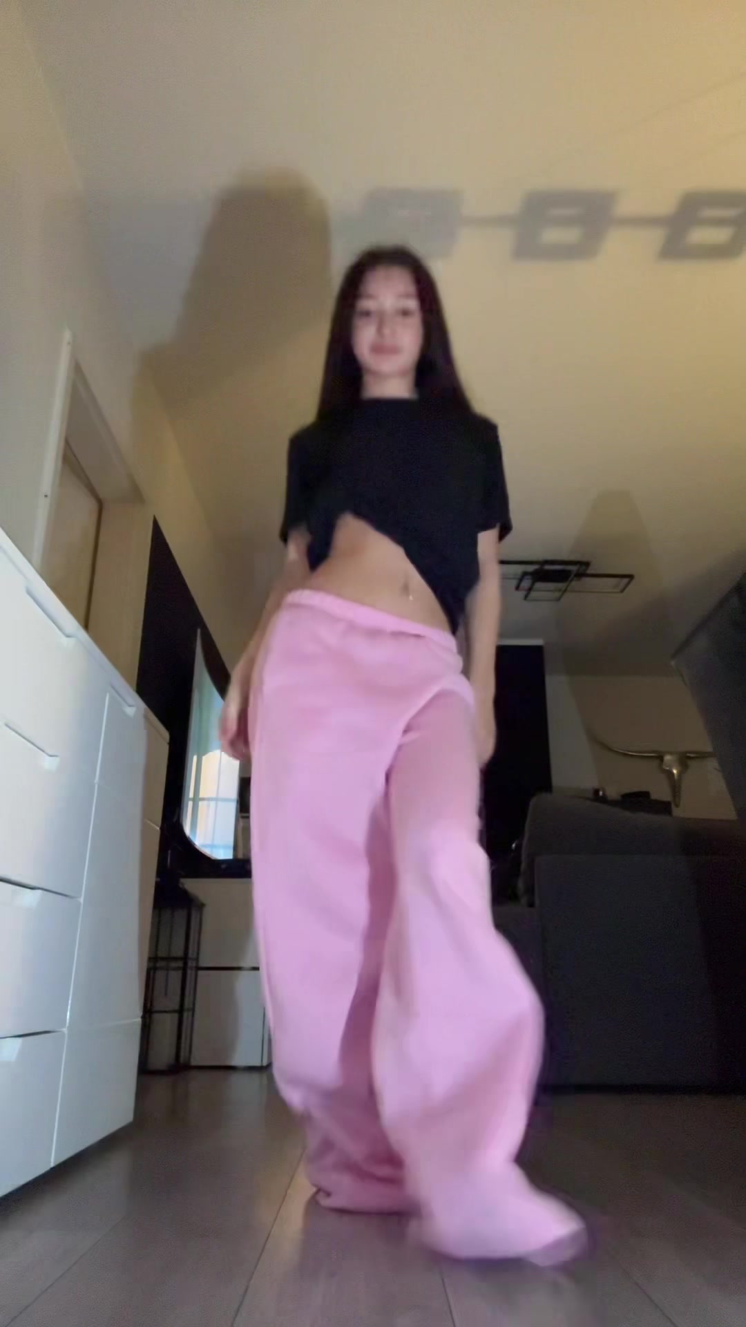 @𝐟𝐥𝐨𝐫𝐚