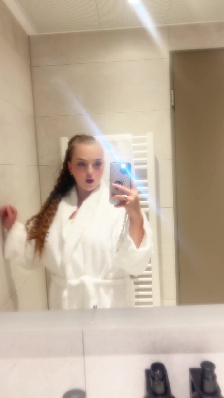 @shortynamecelina