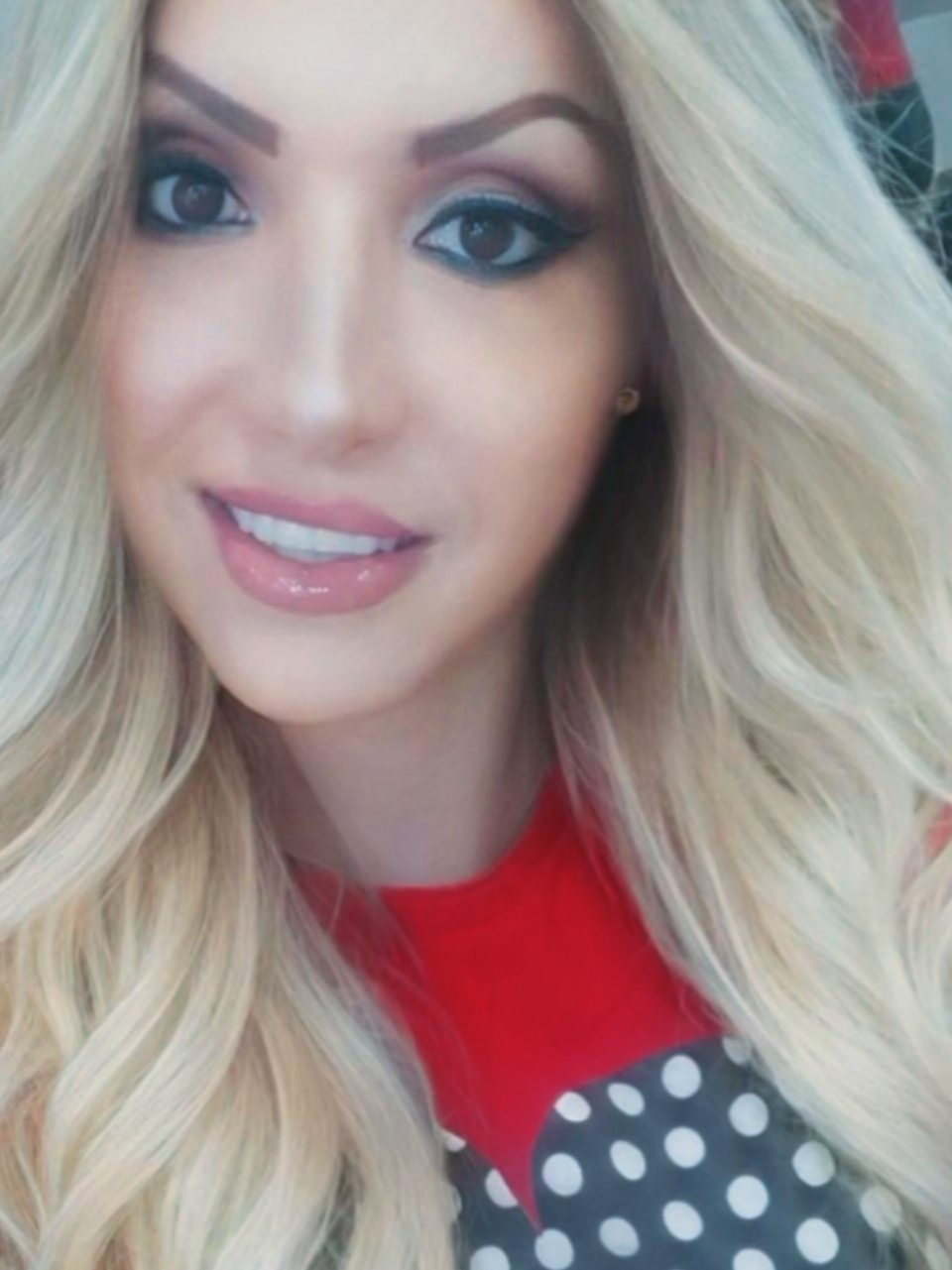 @SabrinaVictoria