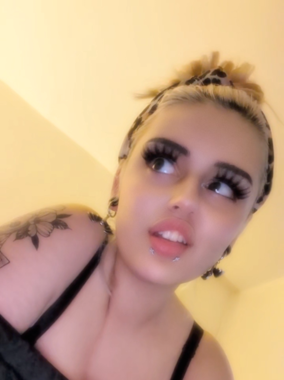 @liaaaaaaaa