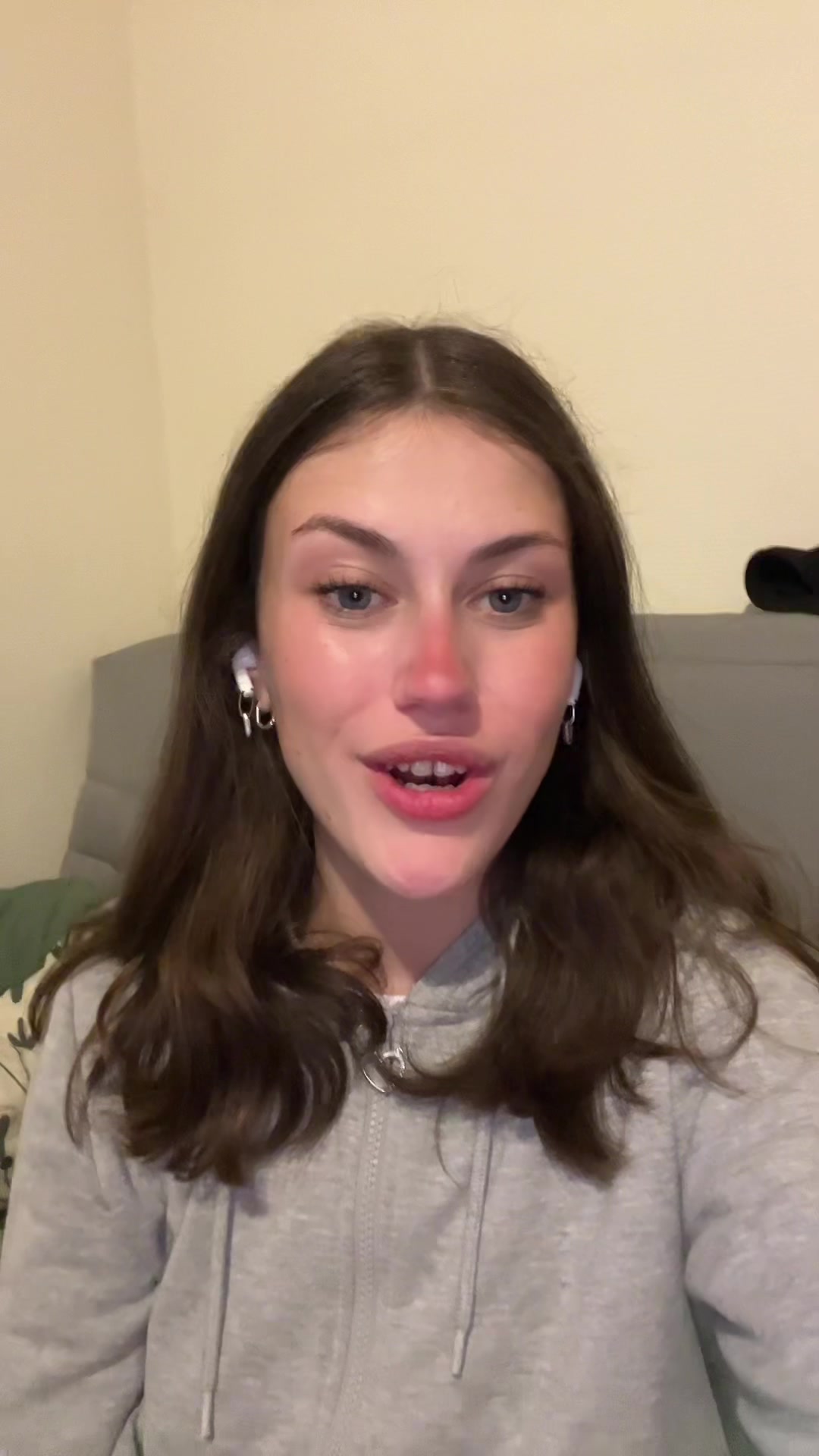 @𝐸𝓋𝒶 🧚🏼♀️