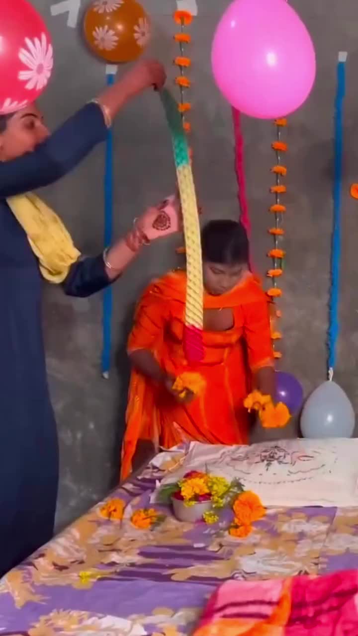 @Yeh Kali Kali ankhe 👀