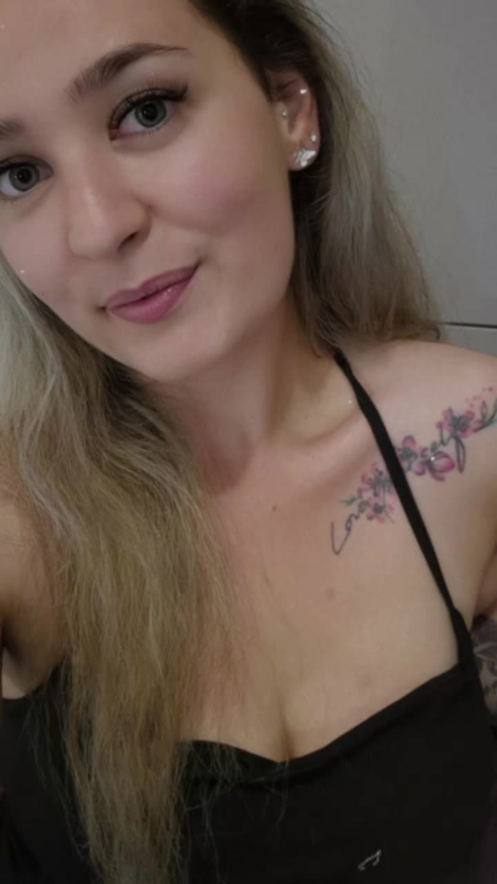 @vikt&oacute;ria kiss
