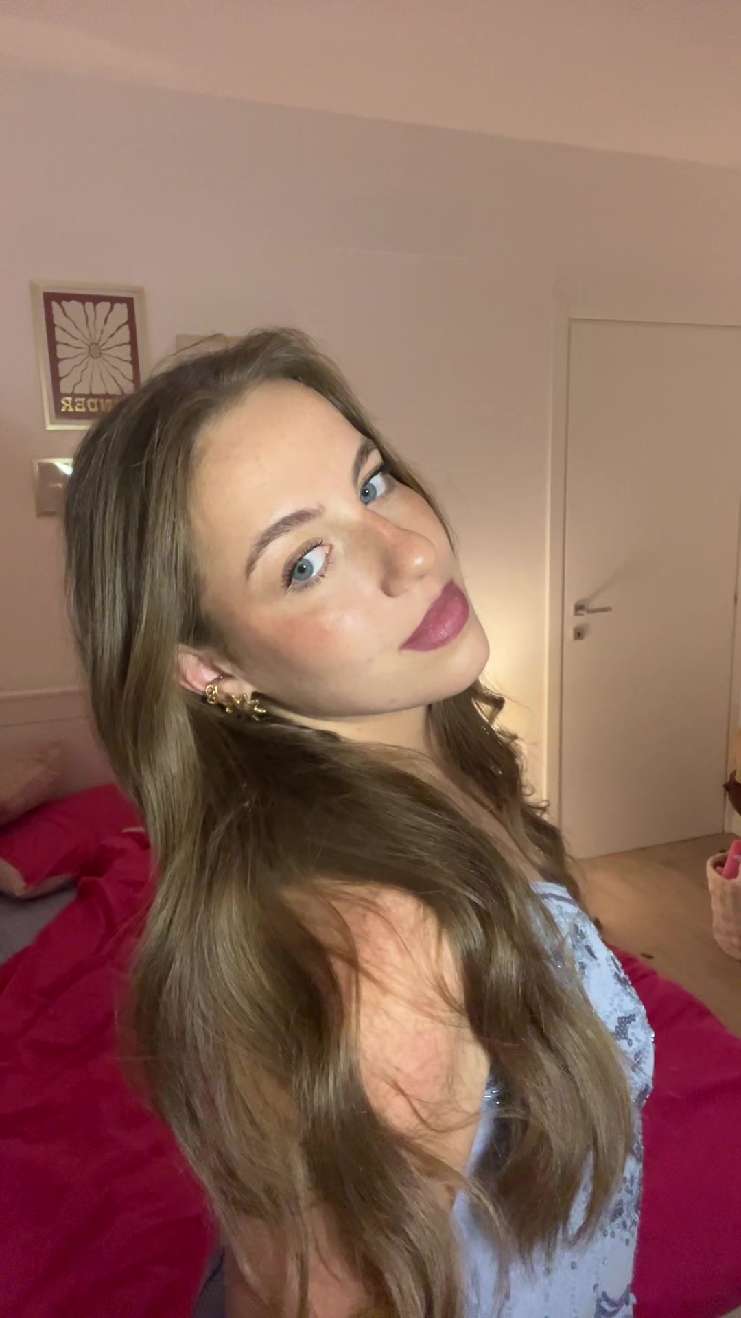 @Alicenotaly