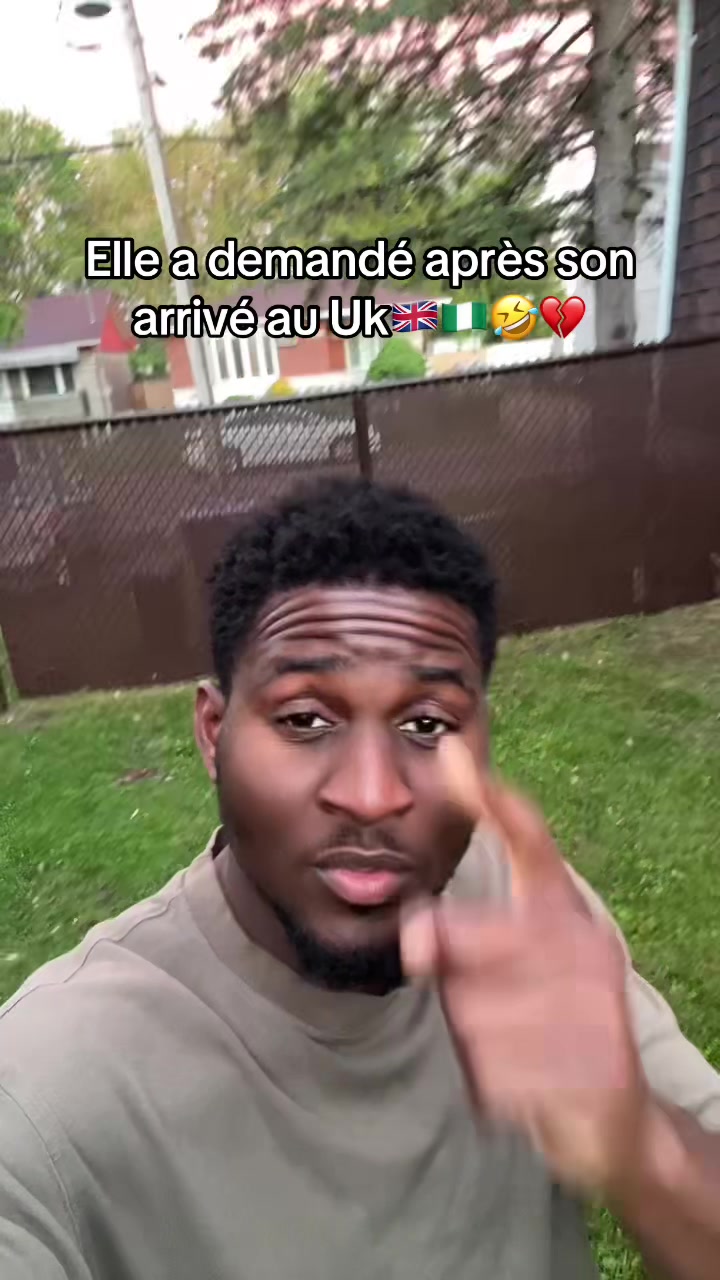 @Hollychocolat1🍫
