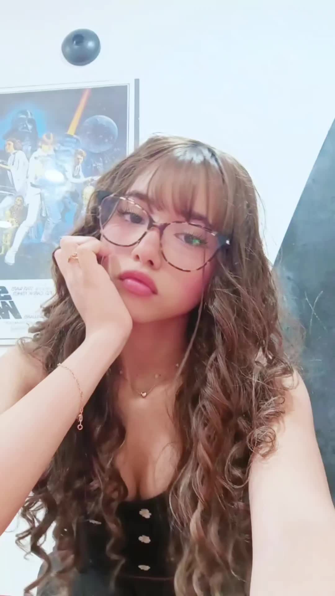 @Valerina