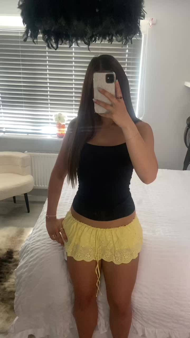@🦦