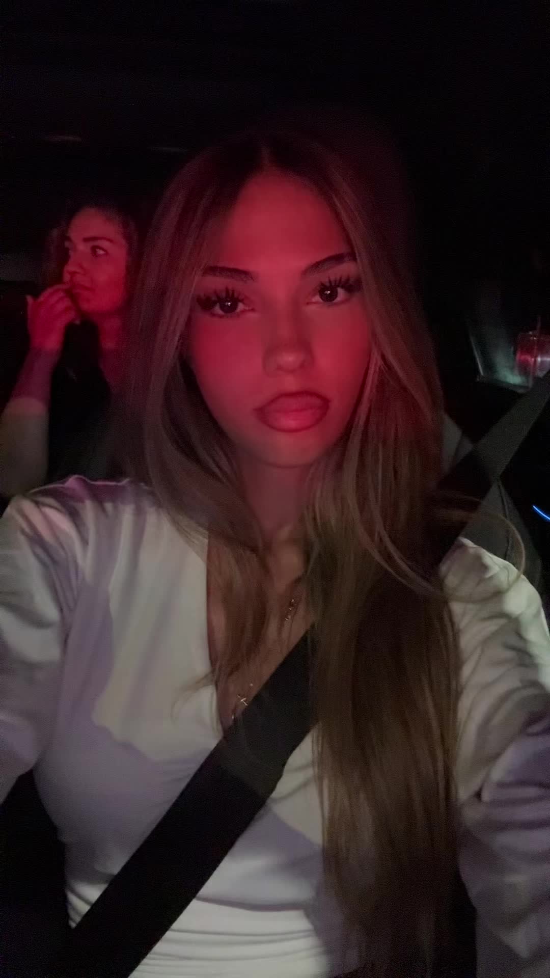 @m e L i