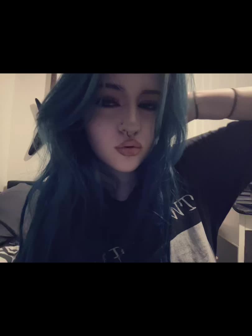 @livv 🍃🛸🪷