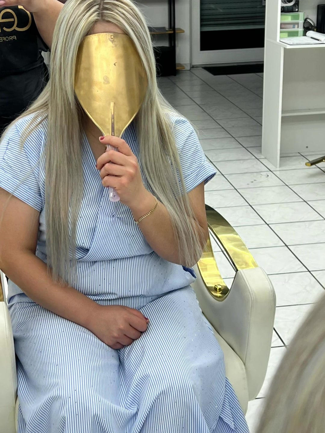 @Salon Haarscharf