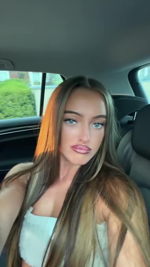 @ava ✪