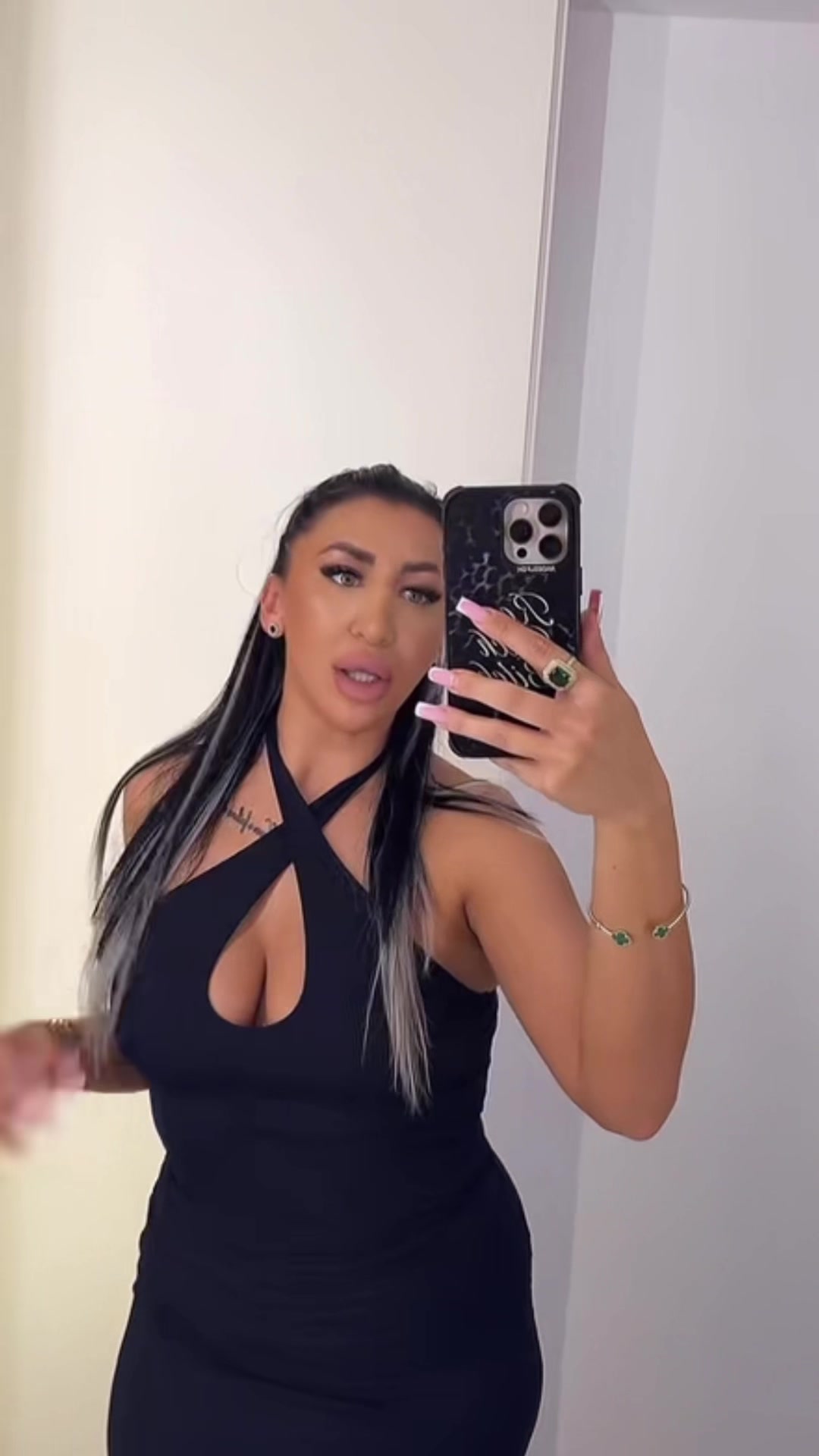 @Elenna Alena