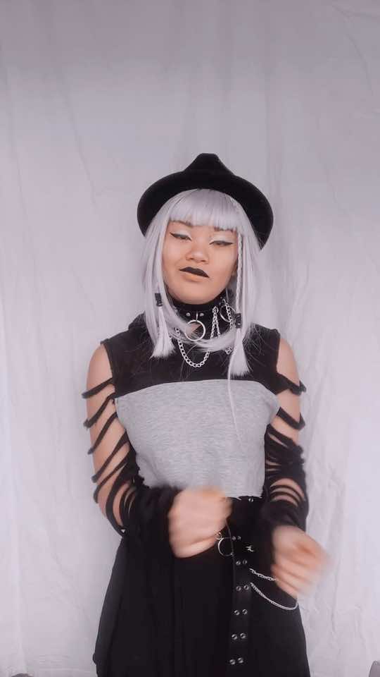 @ur local broken bitch <3