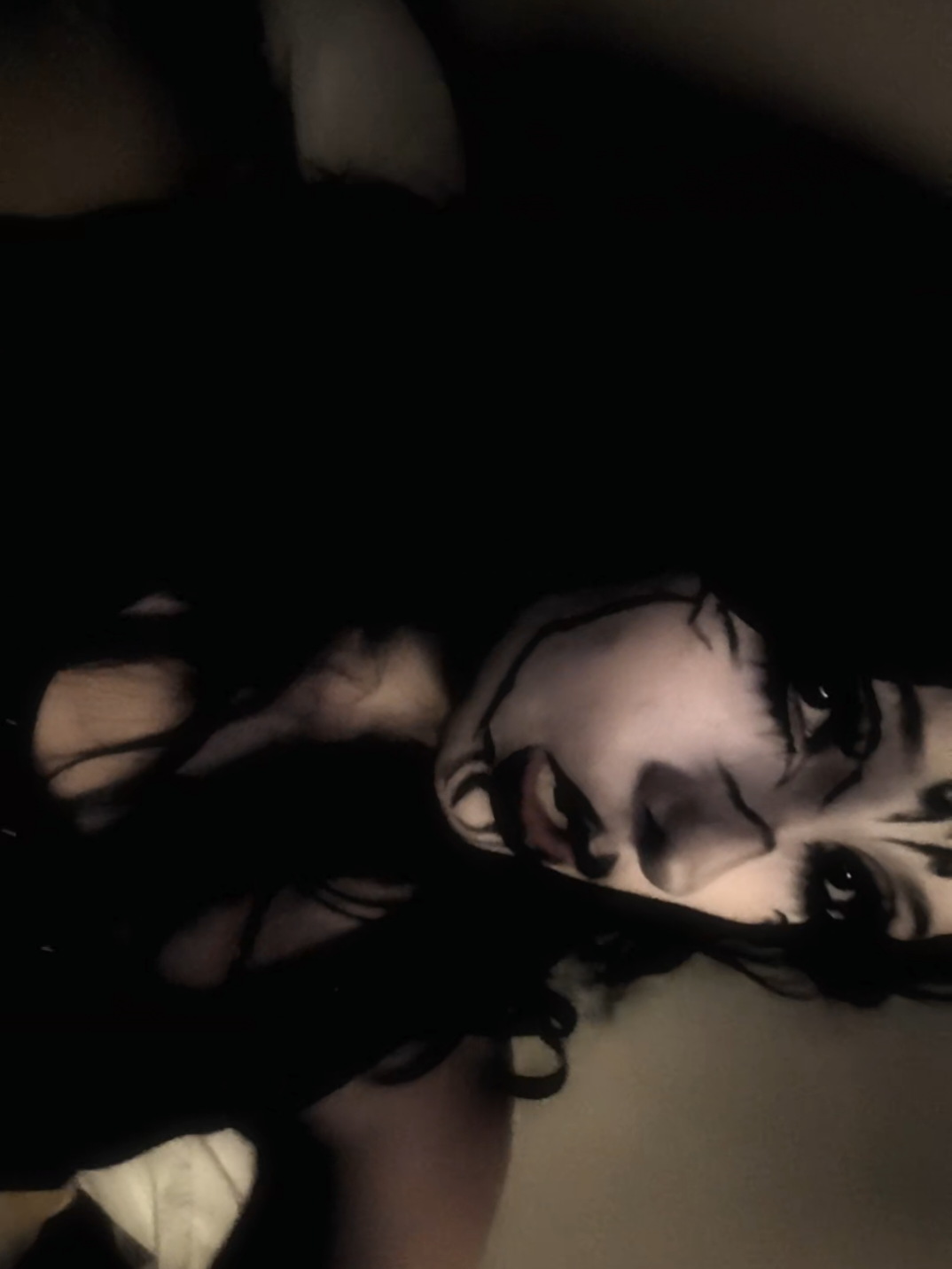 @𝑒𝑧🦇🪦
