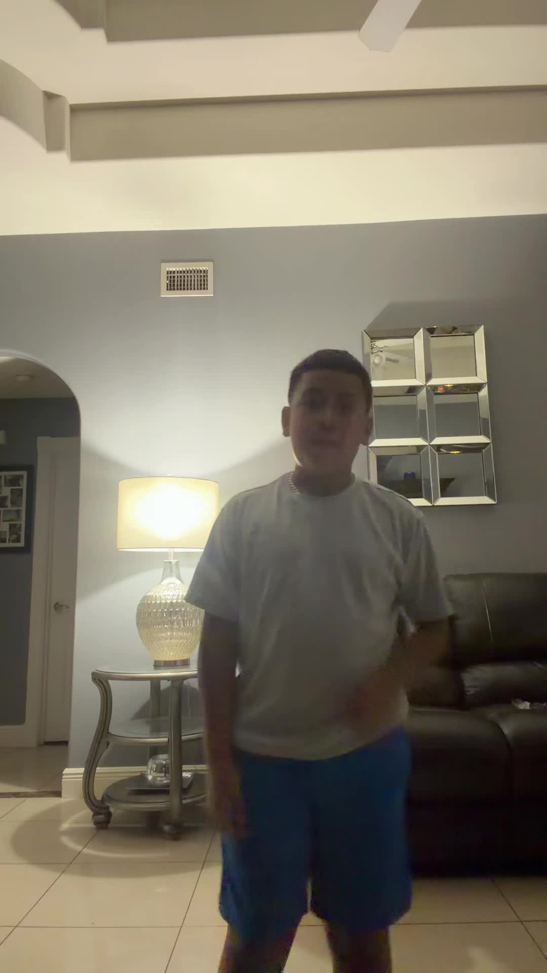 @Gio 123