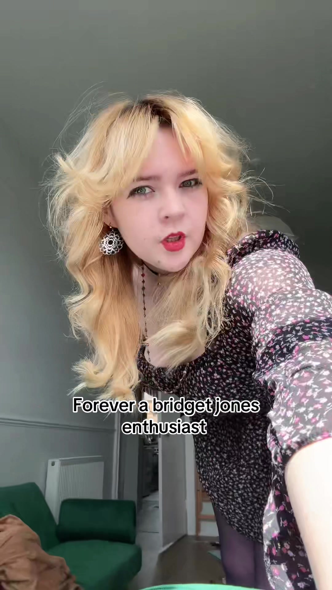 @E💫