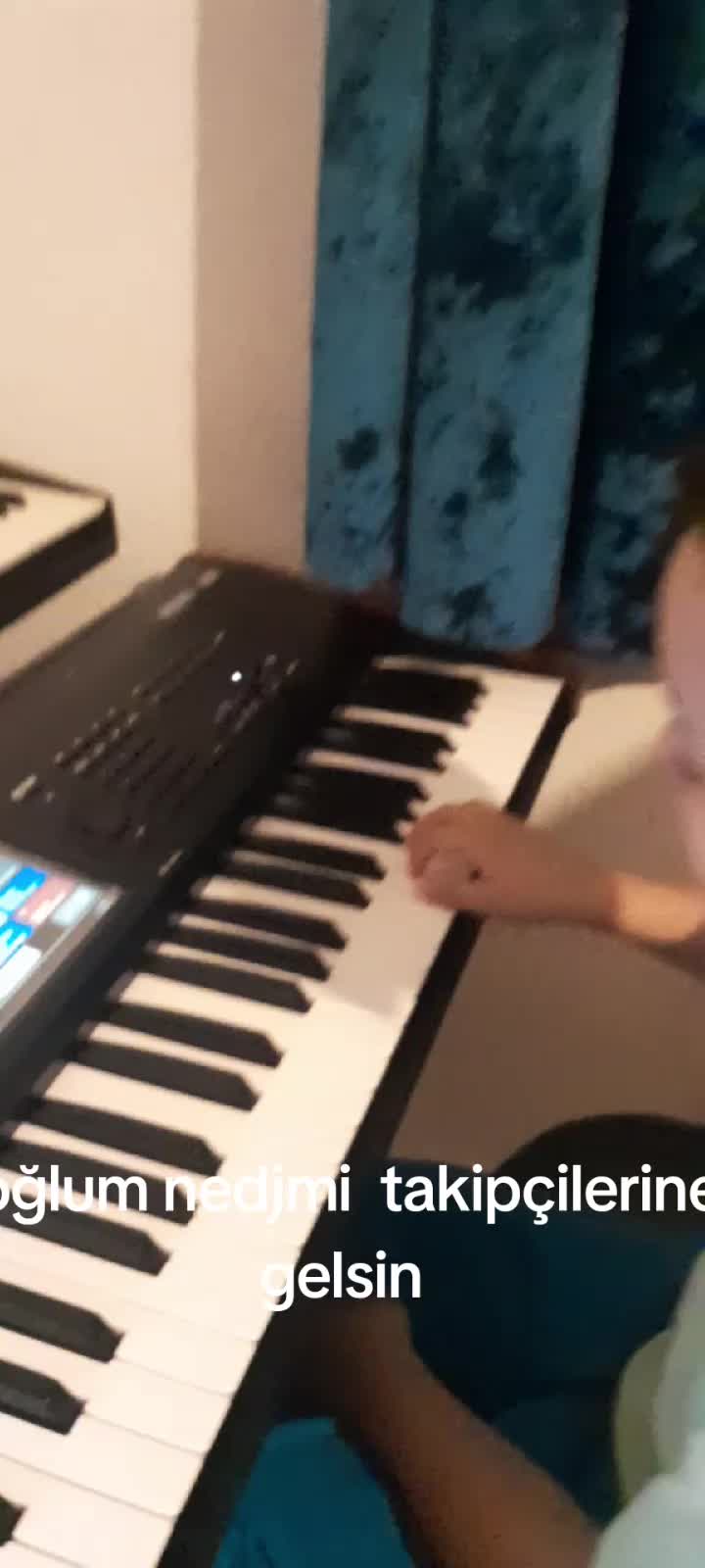 @metin pianist