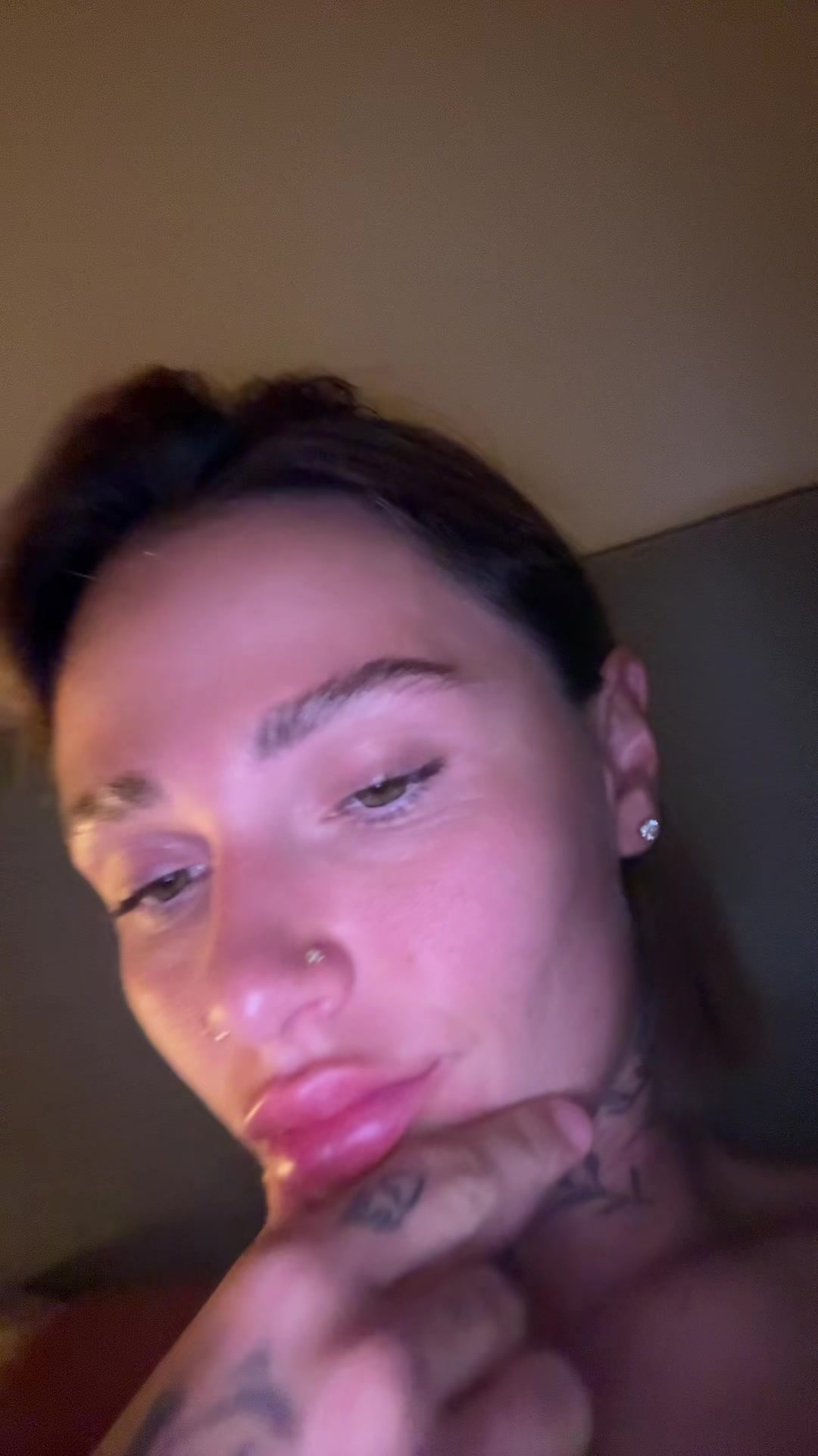 @Vanhoti