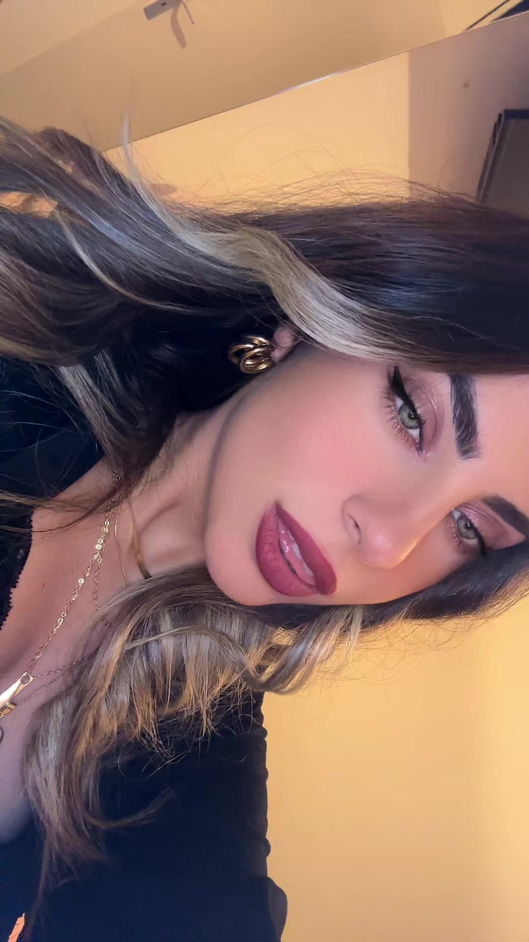 @𝒜𝓃𝓃𝒶🌒