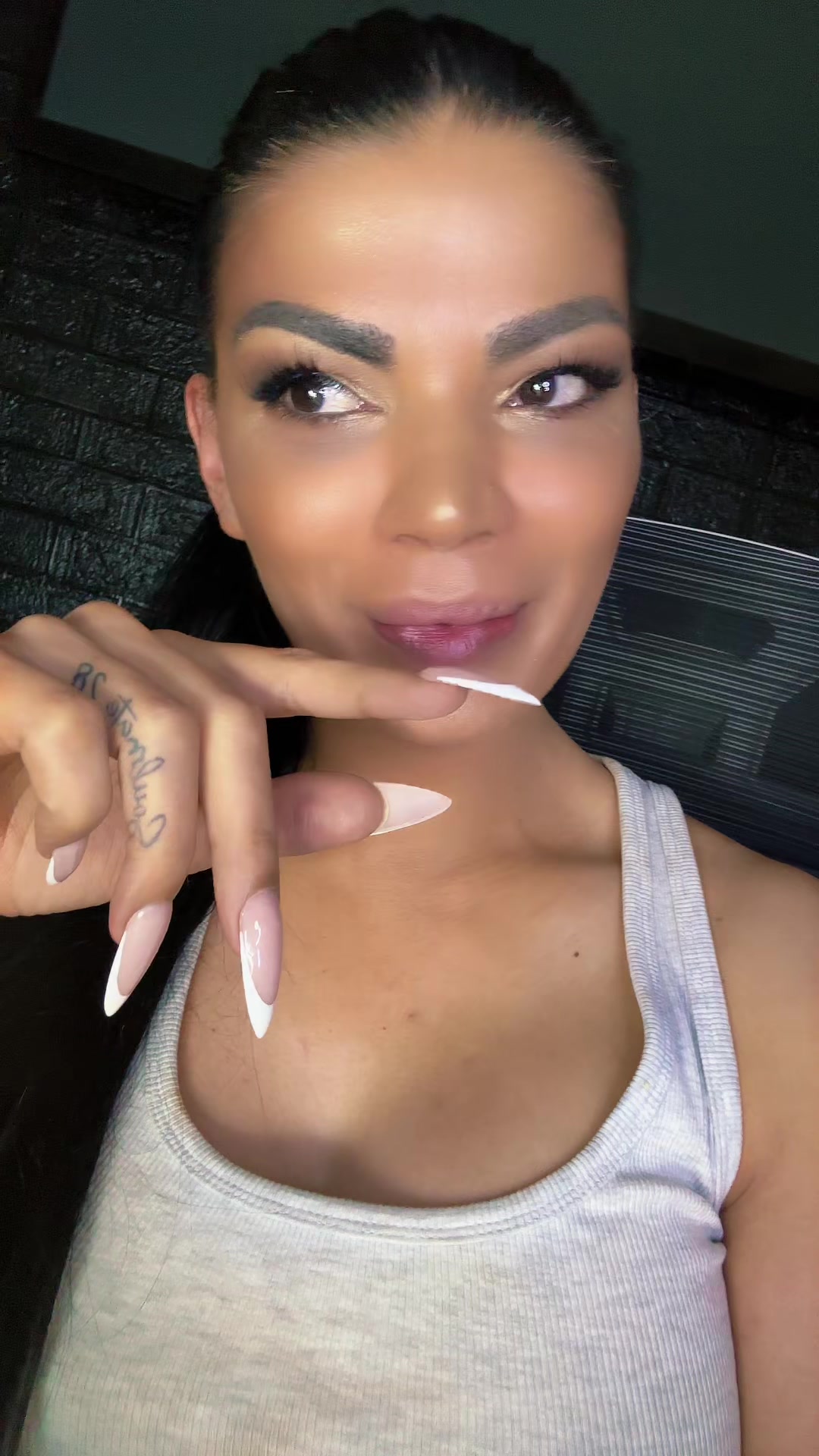 @BambinaHoney🐒