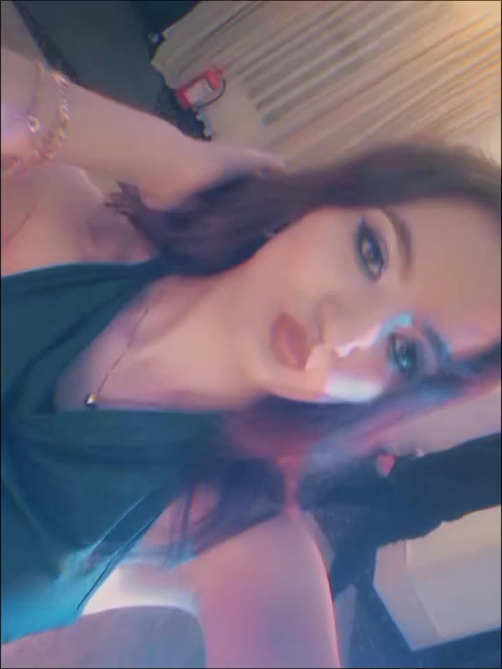 @🦋Moniana🧊