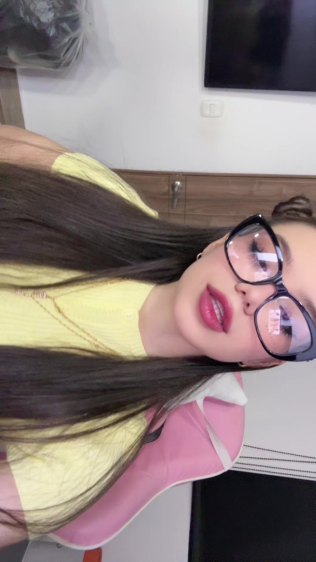 @Aleziatv🦖