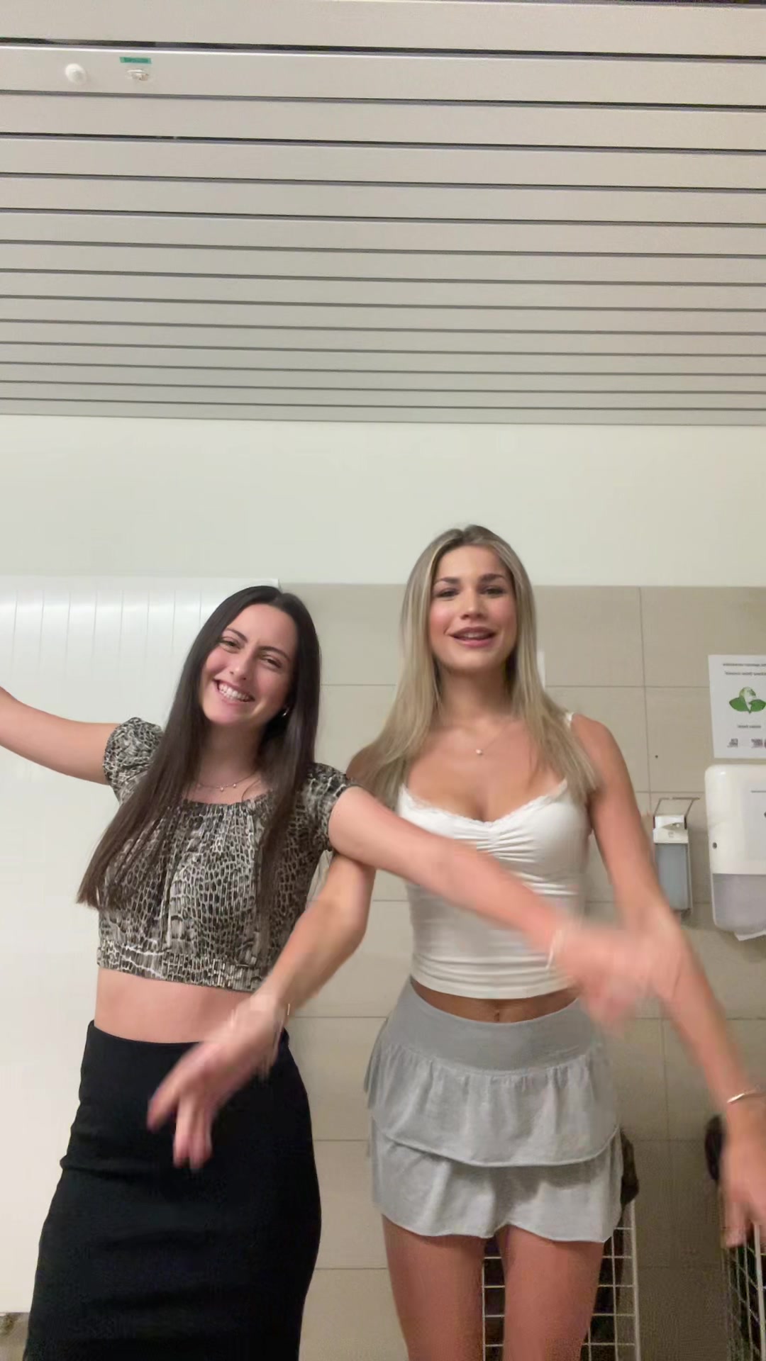 @elena