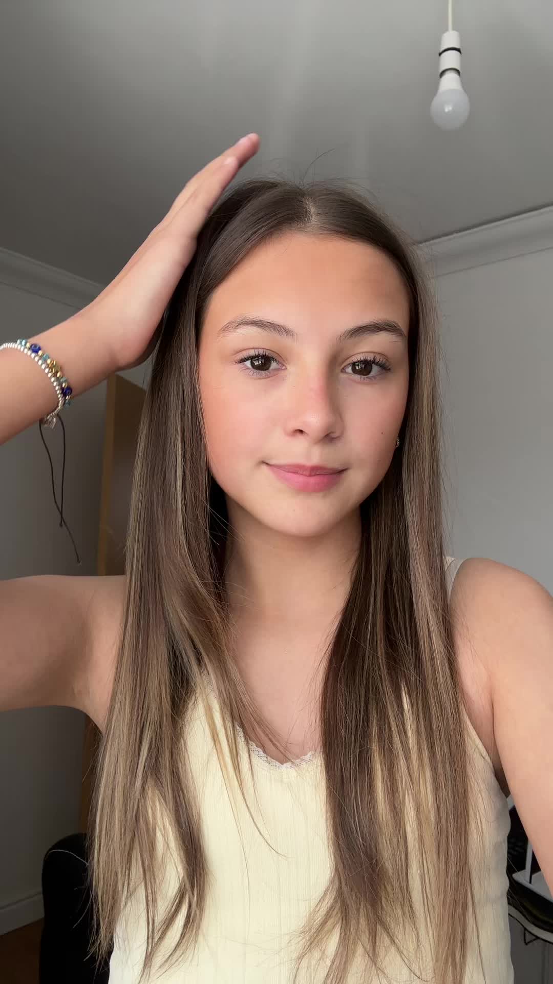 @Lily 🪩🤍💐