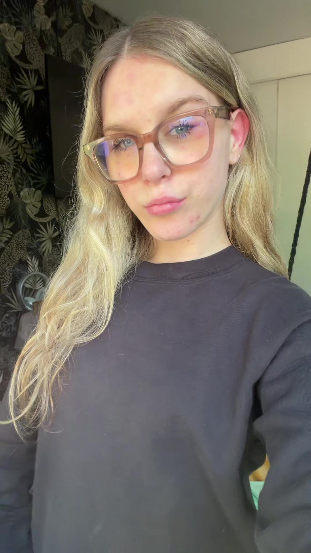 @Ellaaa