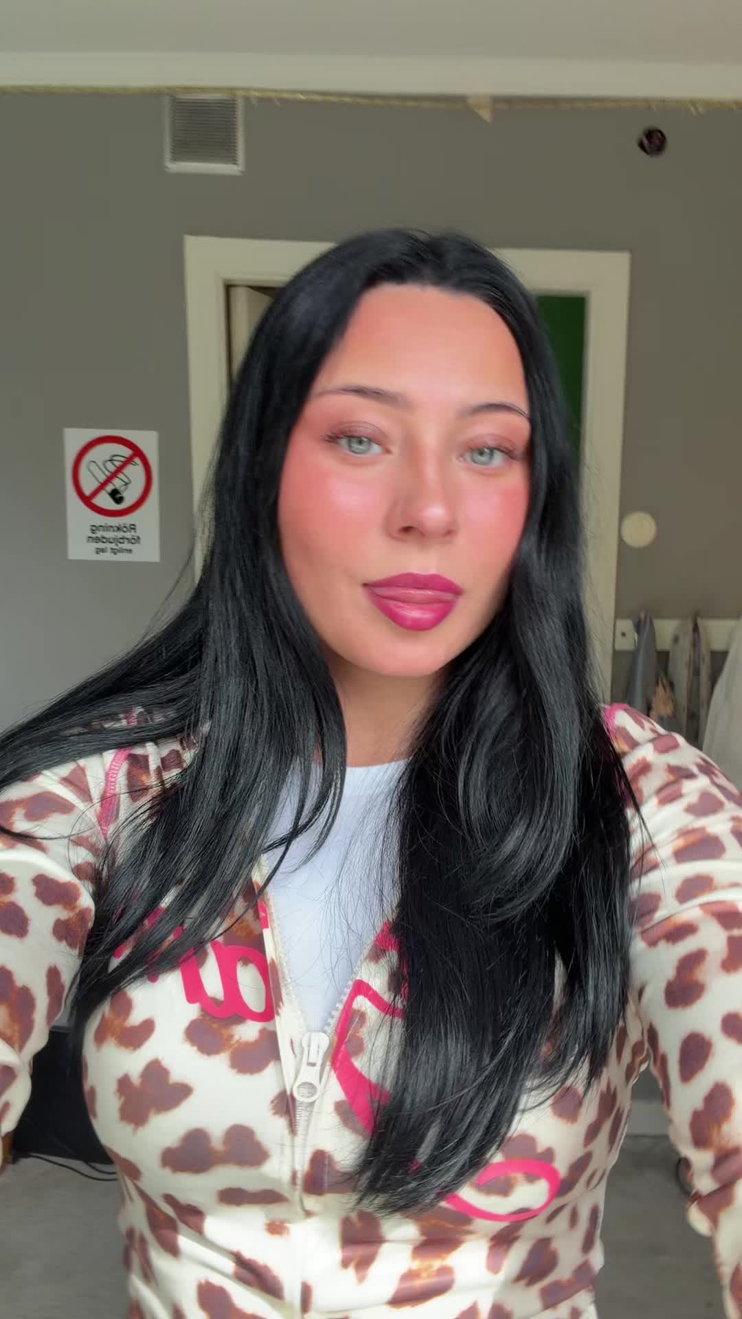 @Swedishciara on ig ✨