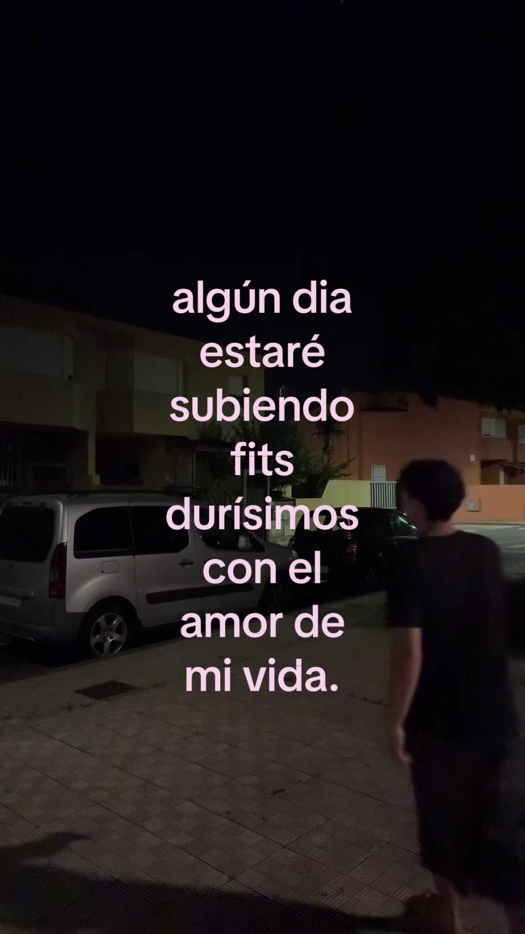 @carlosbelloo__