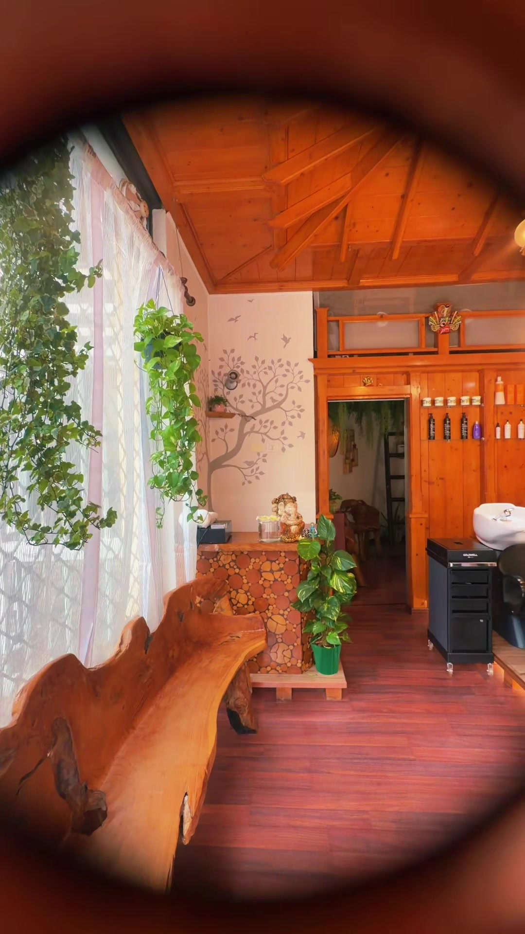 @THILI SKIN CARE CENTER