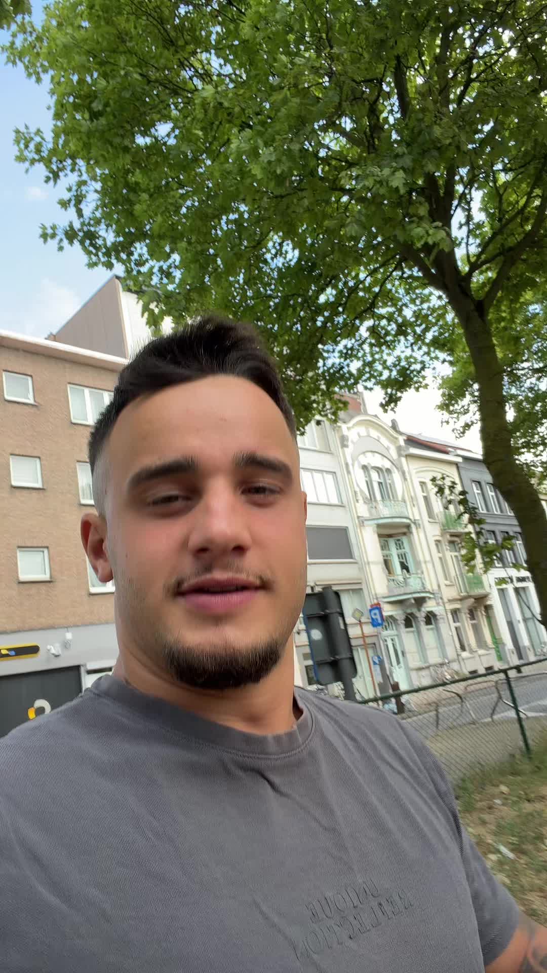 @burlacuuu