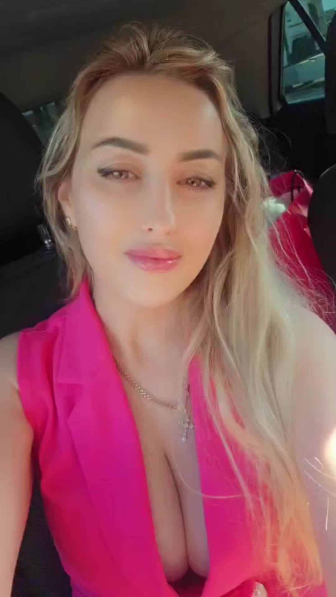 @Vict💍ria🌞