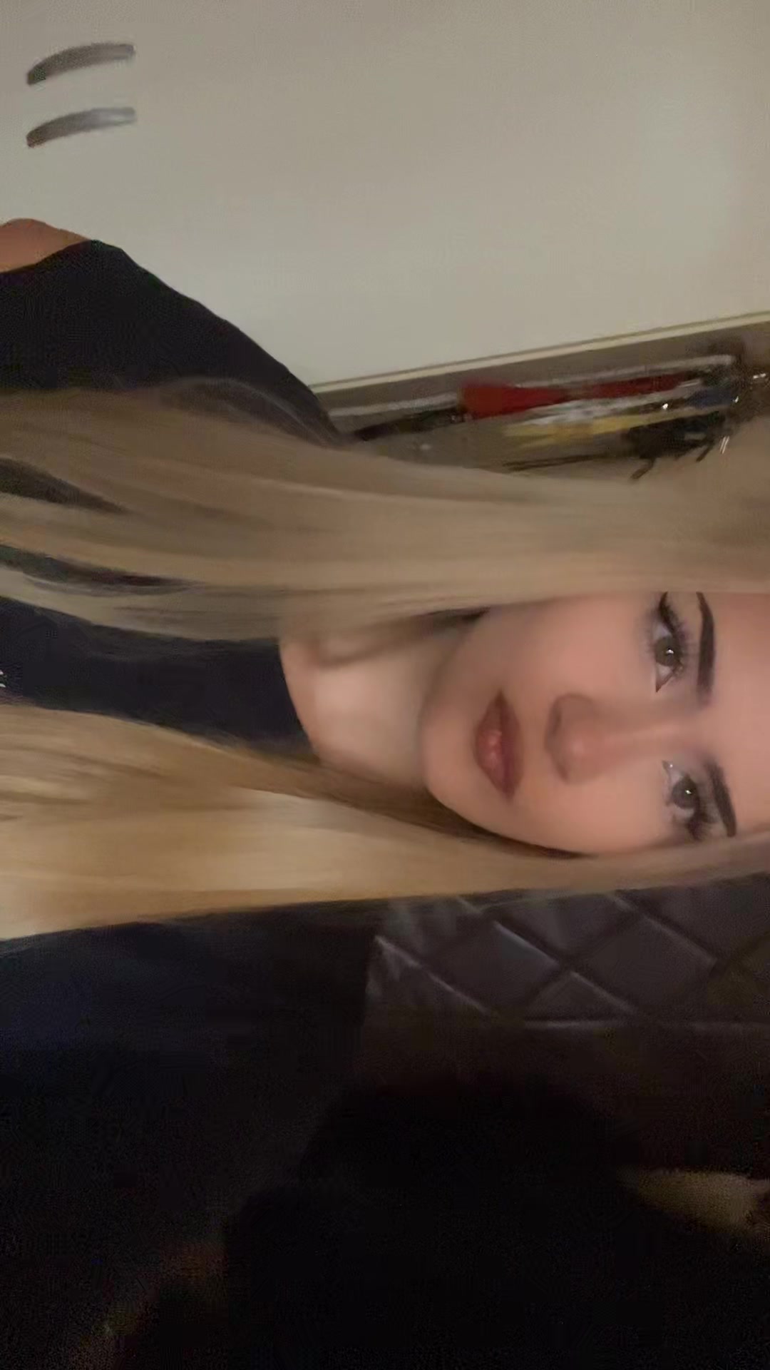 @𝒲𝑒𝓇𝓊𝓍17