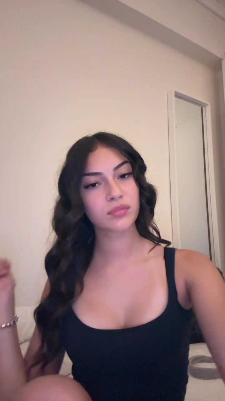 @𝓮𝓵𝓮𝓷𝓱