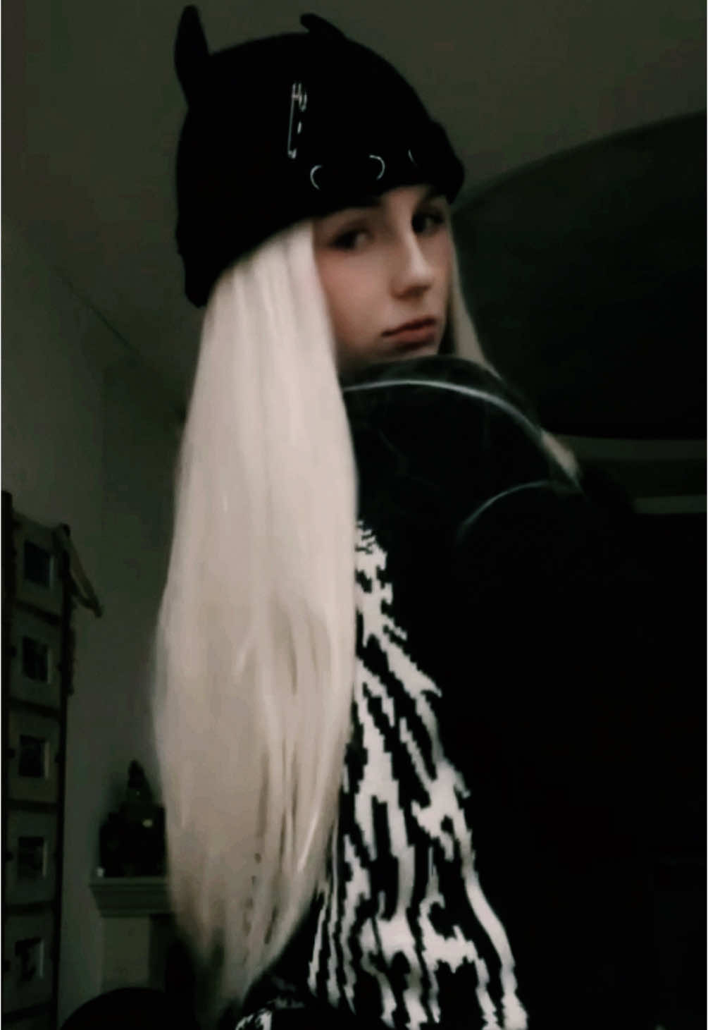 @holly.sm444