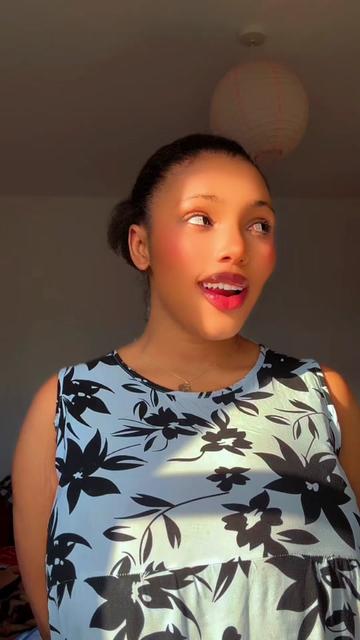 @IYZ QUEEN 💍🦋❤️🩷