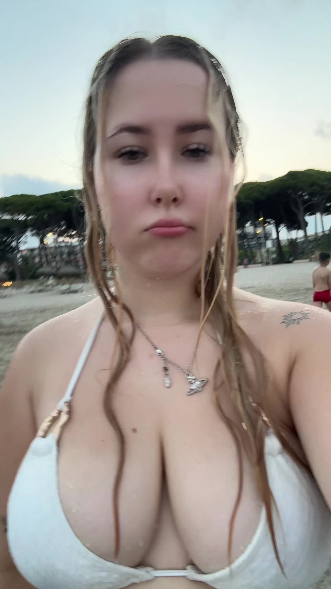@isobel