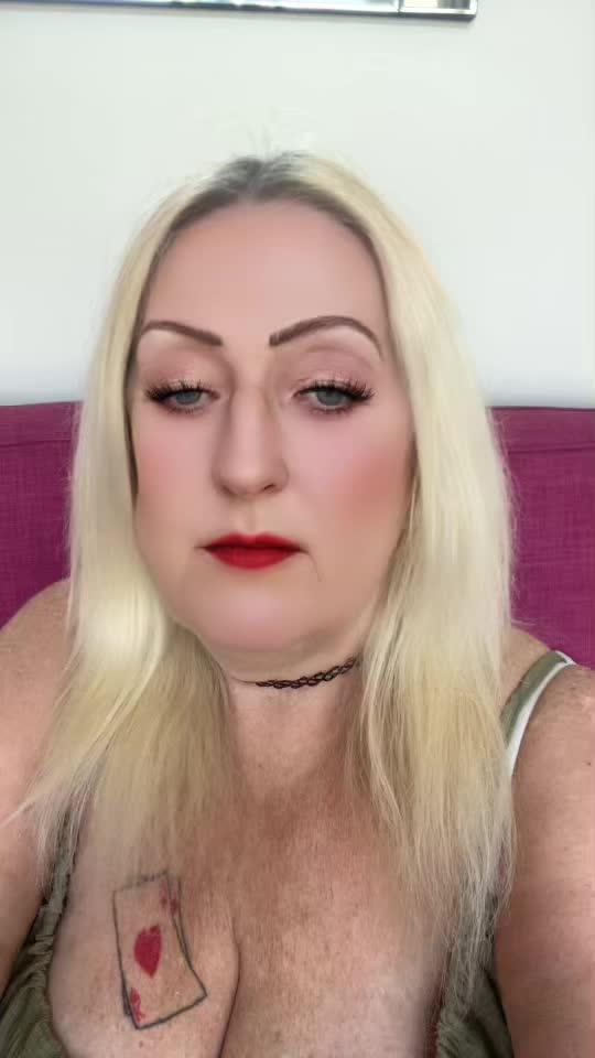 @Blondi