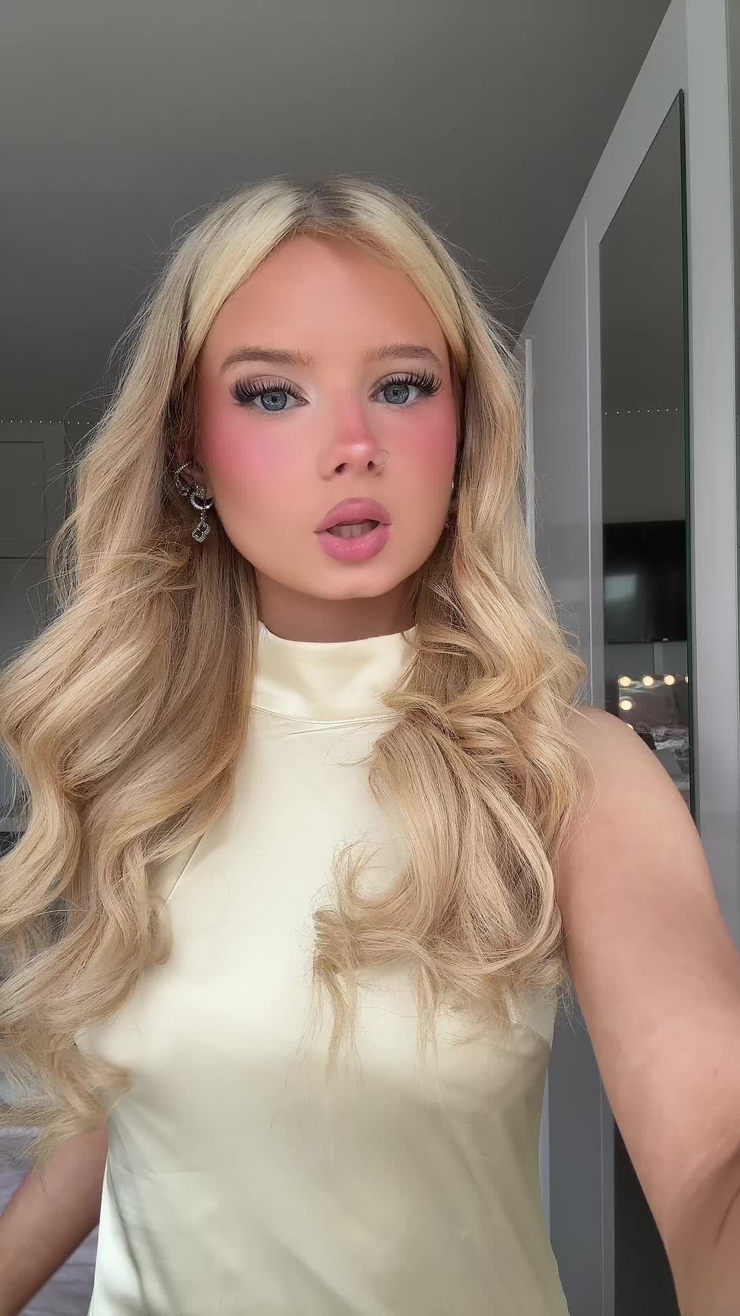 @ellieann